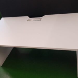 1600mm x 800mm Straight Desk White