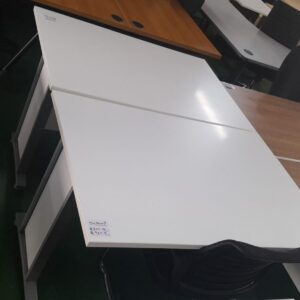 1200mm x 800mm Straight Desk Gloss White