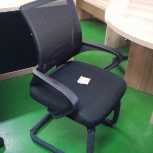 New Mesh Back Visitors Chairs Black